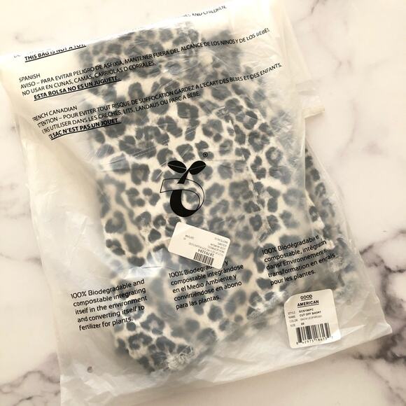 GOOD AMERICAN The Cut-Off Cheetah Print Shorts - Picture 3 of 3